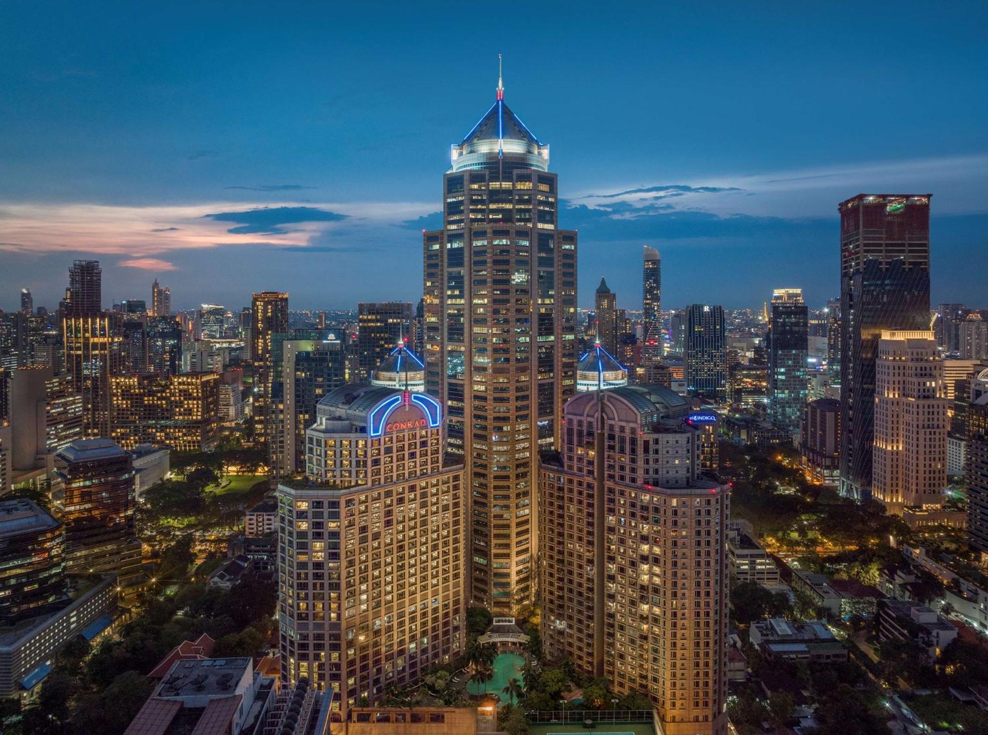 Conrad Bangkok Hotel Exterior photo